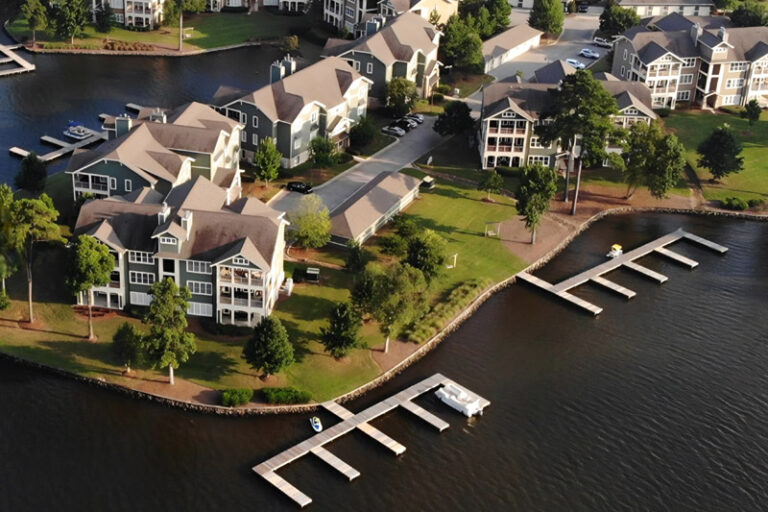 Luxury Condos and Townhomes on Lake Oconee