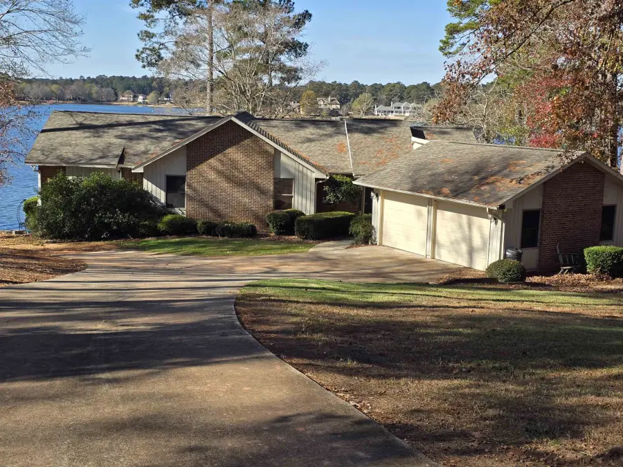 Lake Oconee home in Reynolds Lake Oconee sold by Margie Sorrell