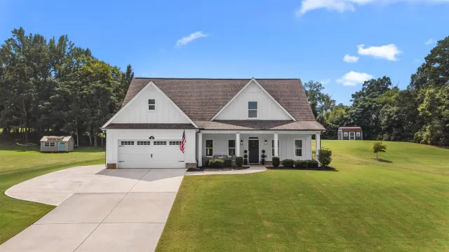 Listing photo of 112 Alexander Lakes Drive, Eatonton, GA 31024