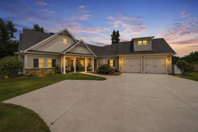 Listing photo of 1001 Bayside, Greensboro, GA 30642