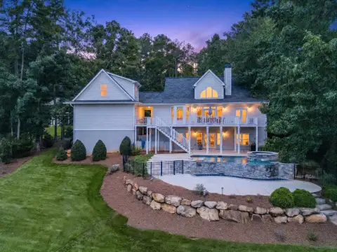 Photo 5 of 1001 Kingsford Way, Reynolds Lake Oconee