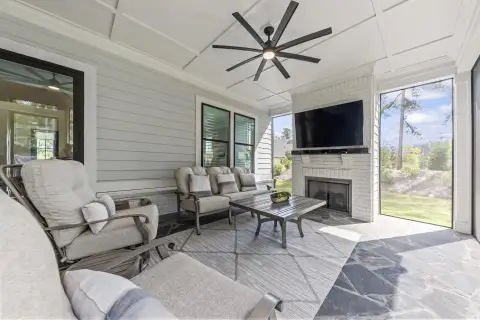 Photo 4 of 1141 Glen Eagle Drive, Harbor Club, Lake Oconee