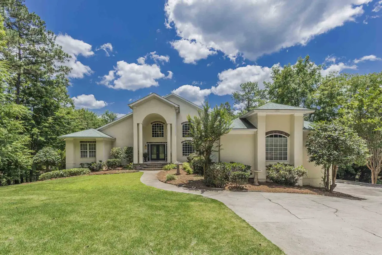 1070 Shoal Creek Court, Harbor Club, Lake Oconee