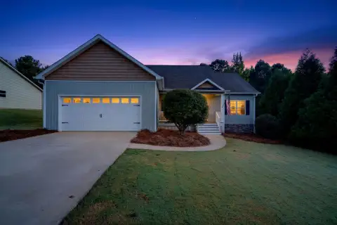 Photo 3 of 172 Garrett Drive, Putnam County, Lake Oconee