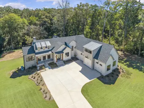 Photo 2 of 1110 Sunset Bluff, Sunset Bluff at Lake Oconee