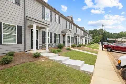 Photo 2 of 100 Lena Lane, Unit 7, Stonegate at Lake Oconee
