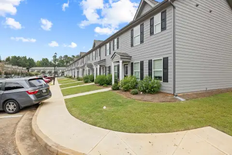 Photo 4 of 100 Lena Lane, Unit 7, Stonegate at Lake Oconee