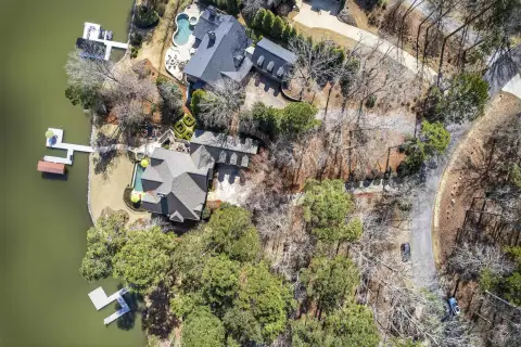 Photo 5 of 1691 Lighthouse Circle, Harbor Club, Lake Oconee