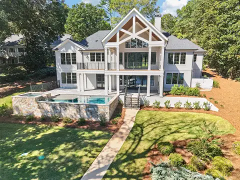Photo 3 of 136 Barrington Hall Drive, Reynolds Lake Oconee