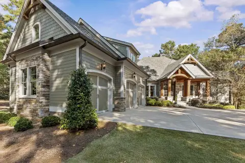Photo 4 of 2631 Parrotts Point Road, Reynolds Lake Oconee