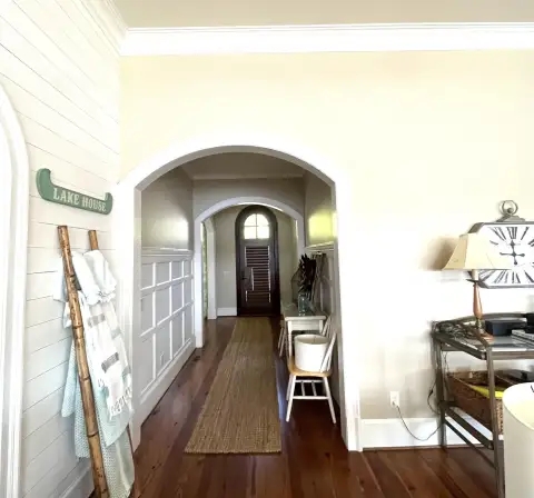 Photo 3 of 1061 Tomahawk Court, Indian Hills, Pioneer Woods & Stoneridge, Lake Oconee