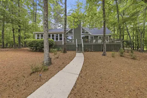 Photo 2 of 1010 Holmes Drive, Whispering Pines & Rocky Creek, Lake Oconee