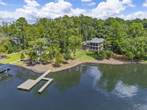 Photo 4 of 131 Carolyn Drive, Reynolds Lake Oconee