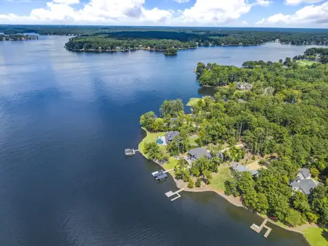Photo 5 of 131 Carolyn Drive, Reynolds Lake Oconee