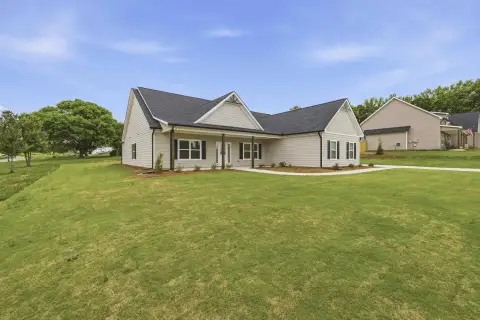 Photo 5 of 1000 Shoreline Drive, Beau Rivage, Lake Oconee