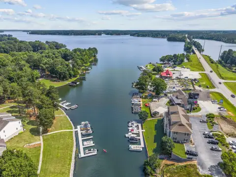 Photo 4 of 101 Crane Lane, Blue Heron Cove, Lake Oconee