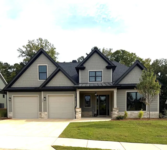 Listing photo of 1430 Legend Dr, Greensboro, GA 30642