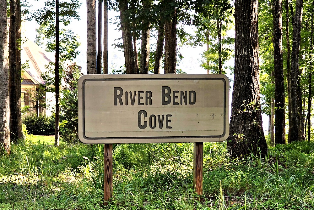 Riverbend Cove subdivision sign among the trees on Lake Oconee in Putnam County